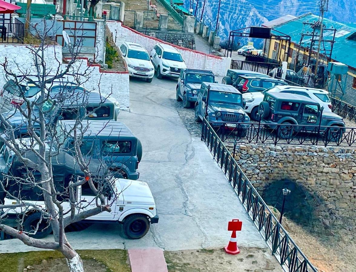 Hotel Rollingrang Kalpa Buitenkant foto