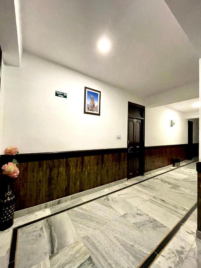 Hotel Rollingrang Kalpa Buitenkant foto