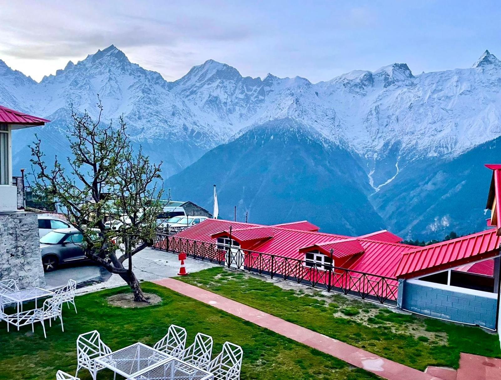 Hotel Rollingrang Kalpa Buitenkant foto