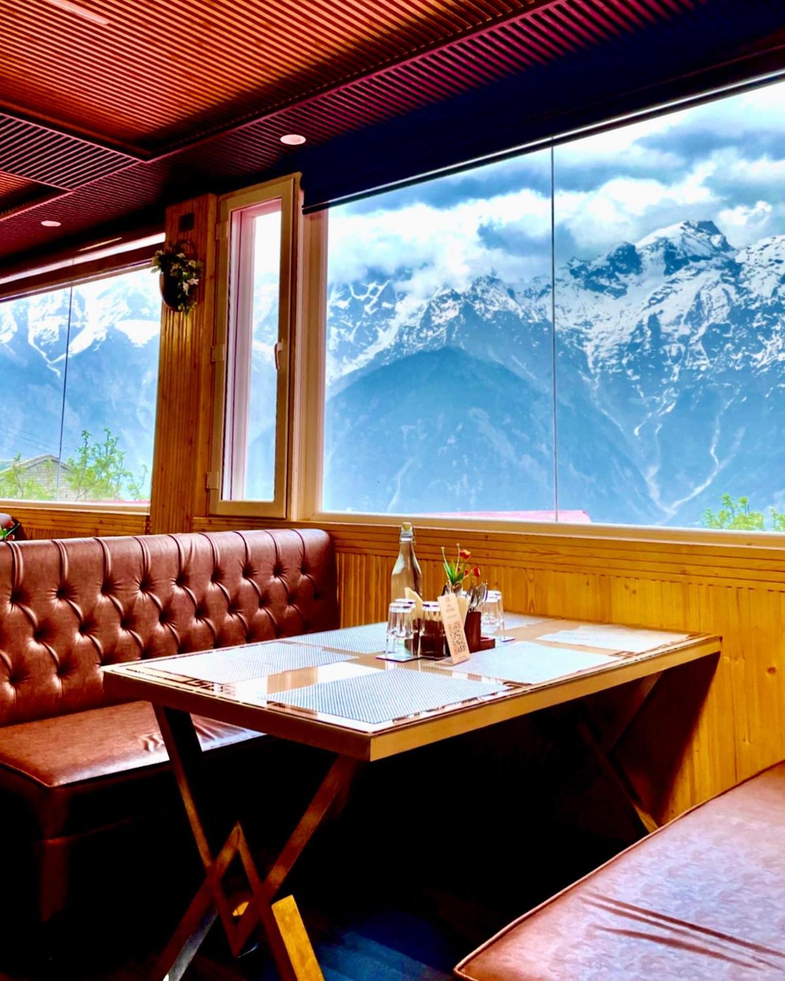 Hotel Rollingrang Kalpa Buitenkant foto